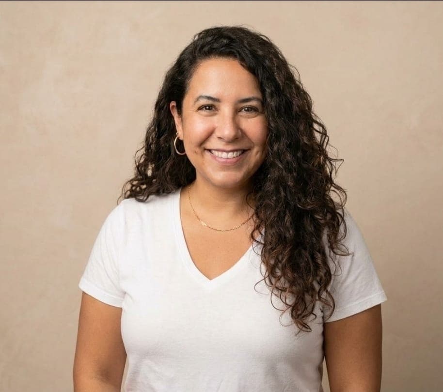 שני לבל - מנחת קבוצות